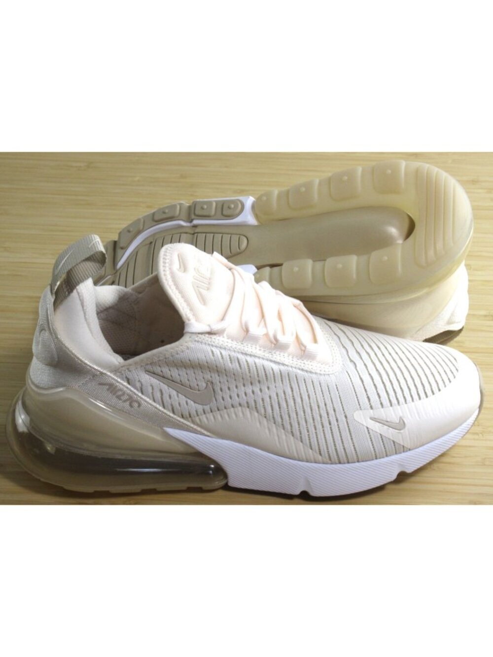 Women's Nike Air Max 270 Running Shoes Chalk Sanddrift Linen White Size 9.5 NIB - Picture 3 of 7